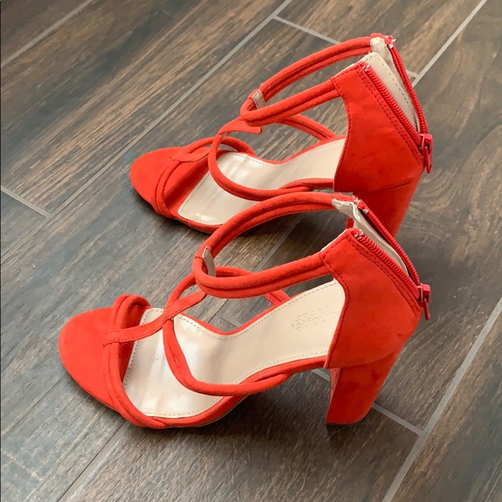 Heels - Picture 3 of 5